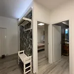 Dama - Parcheggio Privato - Vista Apartment Lierna