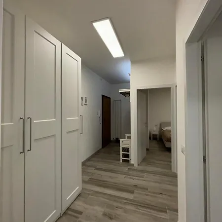 Dama - Parcheggio Privato - Vista 公寓