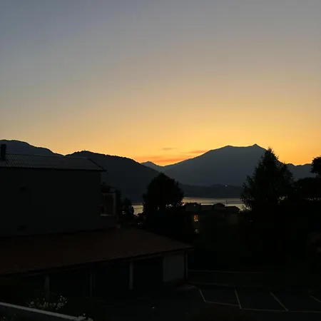 Dama - Parcheggio Privato - Vista Lierna