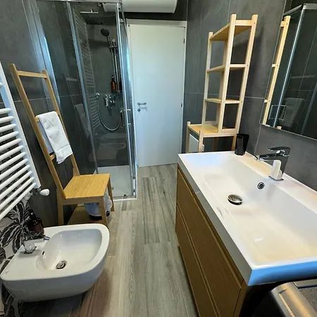 Dama - Parcheggio Privato - Vista 公寓 *