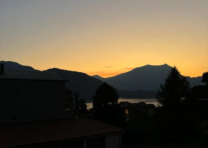 Dama - Parcheggio Privato - Vista 列尔纳